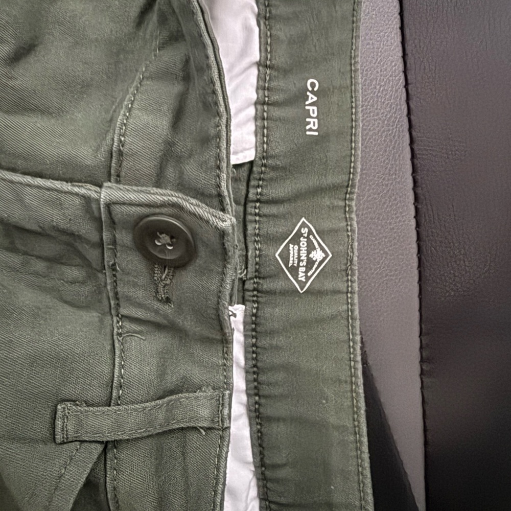 Two pair size 4 petite Capri pants. One floral denim material one green. - Picture 3 of 6